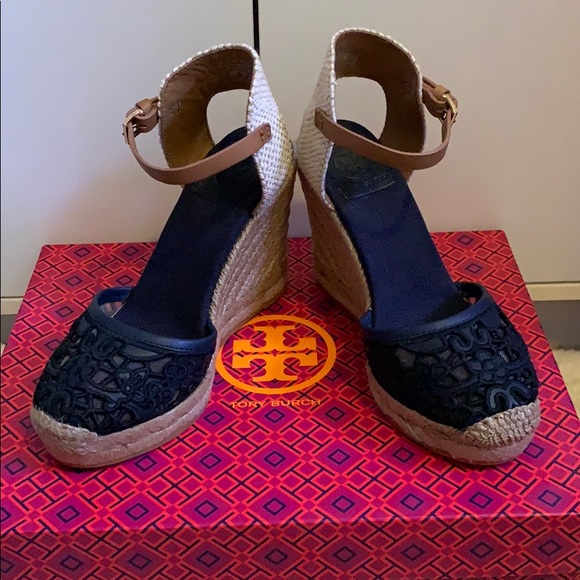 NWB Tory Burch Lucia Lace Navy Wedge Espadrille - Picture 1 of 5